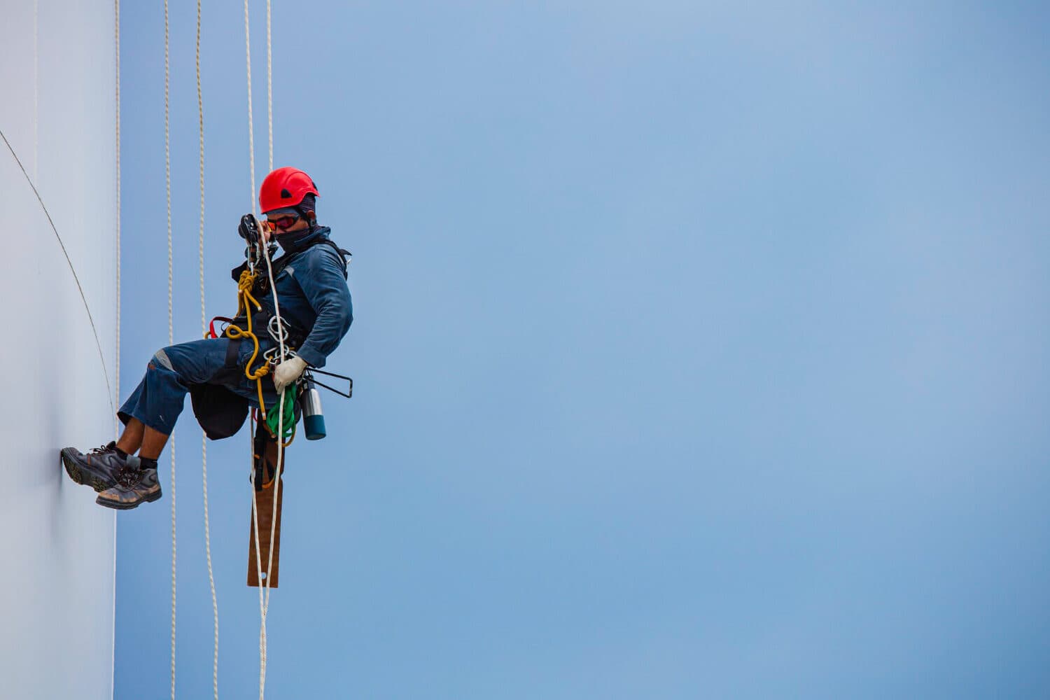 רום עבודות בגובה